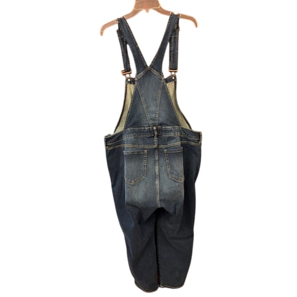 Torrid Women Overall Jeans 18 Blue Denim Crop 25" Inseam Lightly disstressed - Picture 3 of 10